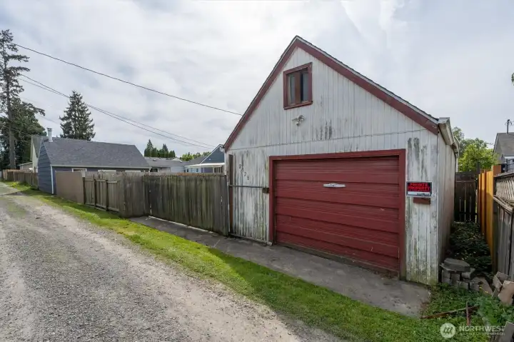 Garage