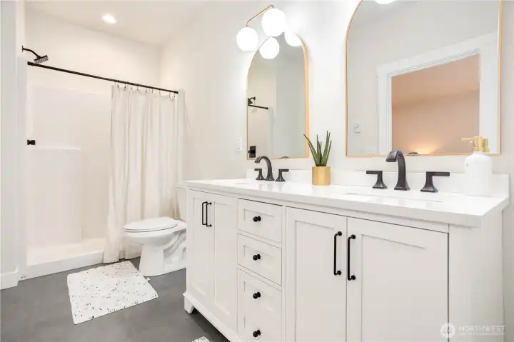 Master Bath