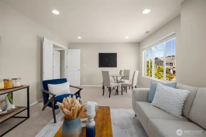 large bonus room—  perfect as a 5th bedroom, home cinema, or executive office.