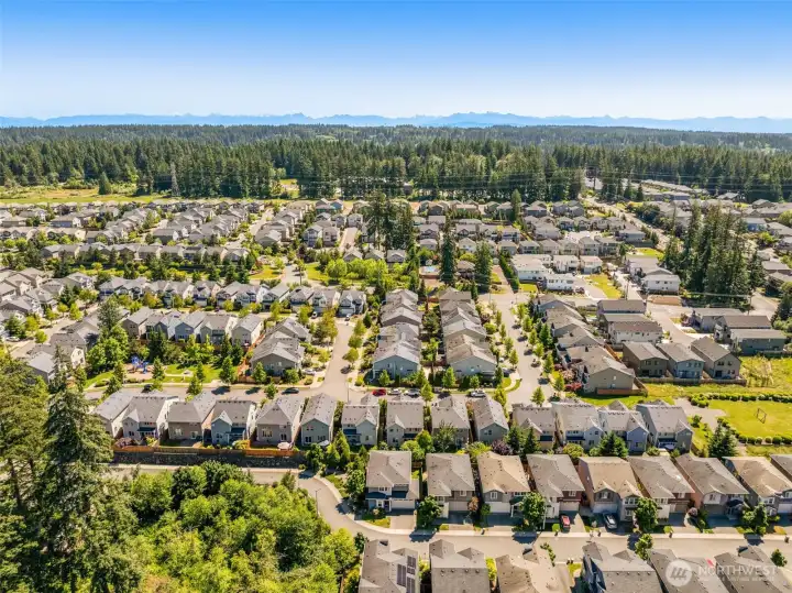 Walking distance to highly sought after Tambark creek elementary, two neighborhood community parks and sprawling Tambark creek park & ball fields.