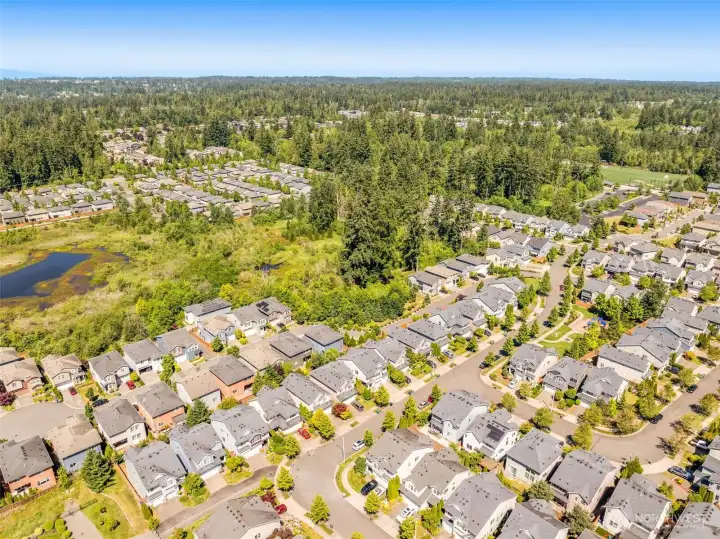 Walking distance to highly sought after Tambark creek elementary, two neighborhood community parks and sprawling Tambark creek park & ball fields.