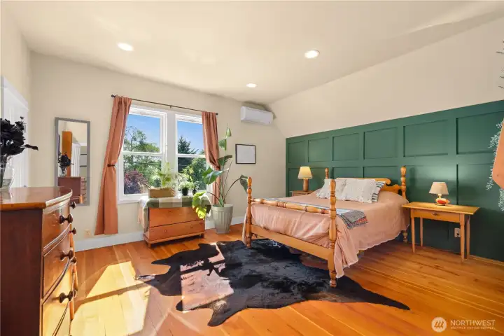 Upstairs primary bedroom.