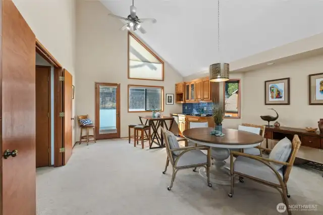 Great Room - 2nd Floor