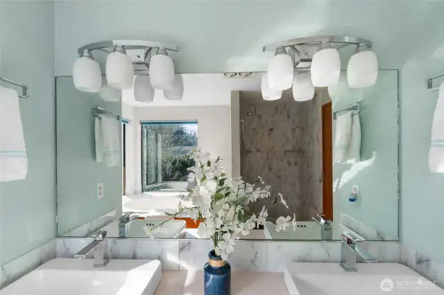 Primary Bath - 2nd Floor