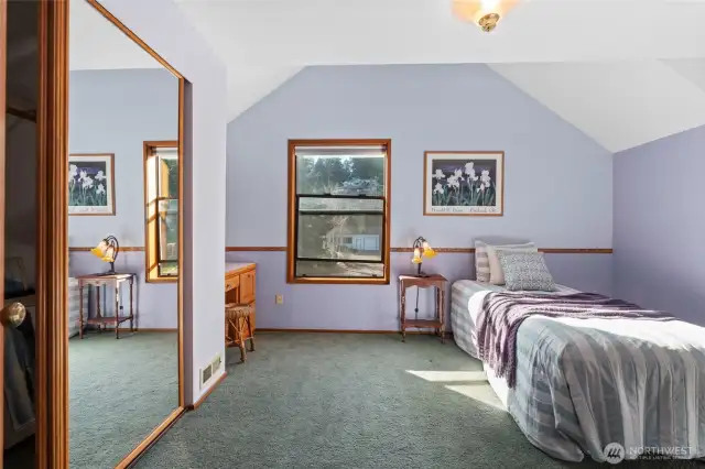 Bedroom - 3rd Floor