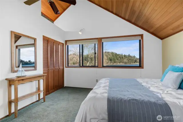 Bedroom - 3rd Floor