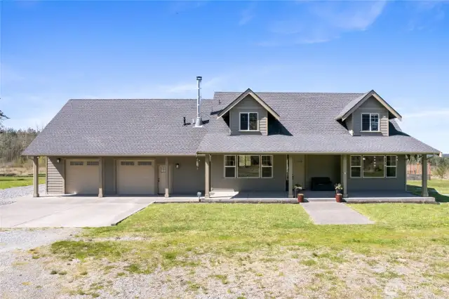 Welcome to your dream retreat in Roy’s exclusive gated community! This custom-built home offers elegance, space, and 20 acres of tranquil privacy.