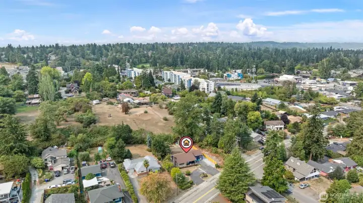 Surrounded by a vibrant mix of established homes, local parks, shops, and amenities, this neighborhood offers both charm and convenience.