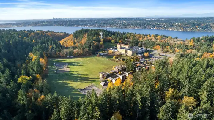 Straight overhead from home.  This shows the proximity to St. Edwards, Parks, Bastryr college and the ocean
