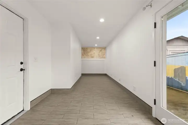 Office space, Play room, or 3rd Bedroom