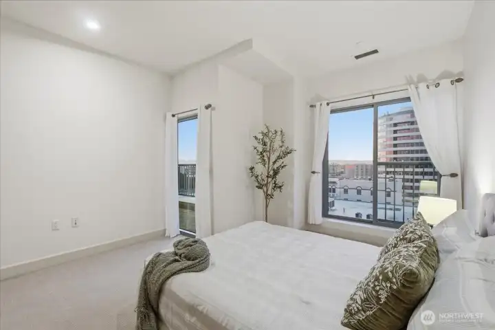 Bedroom w/ City View