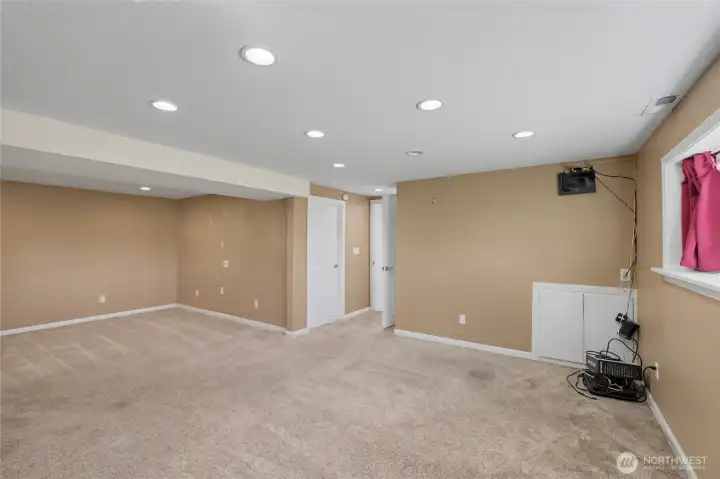 Family room looking towards laundery room and garage entrance