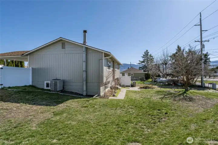 N end of house with newer heat pump