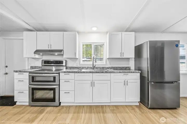 Another view of kitchen.