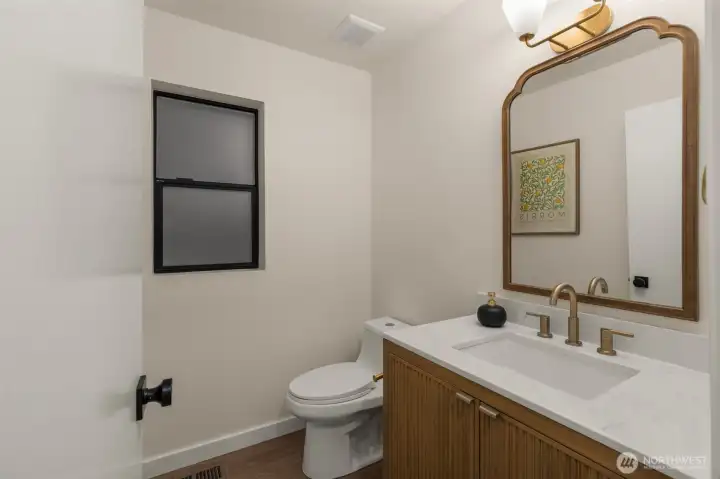 Main floor Powder room