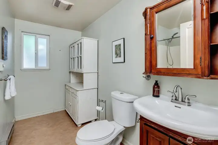 Main Full Bath