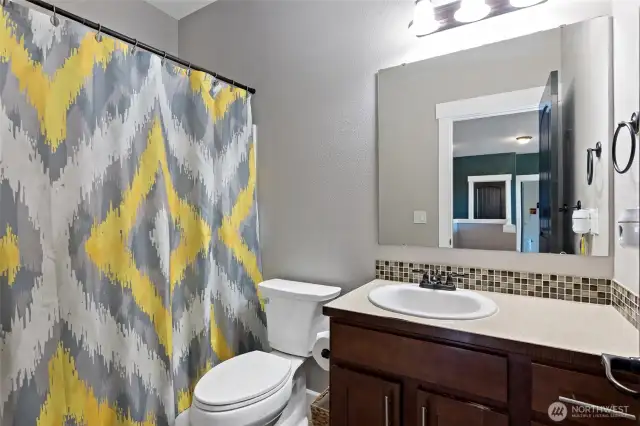 Full bath upstairs.