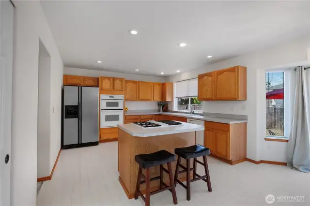 Spacious Kitchen, large enough for multiple people to move around in, and eat-in space if desired.