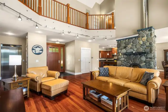 Entry to the living room with the elevator close by.