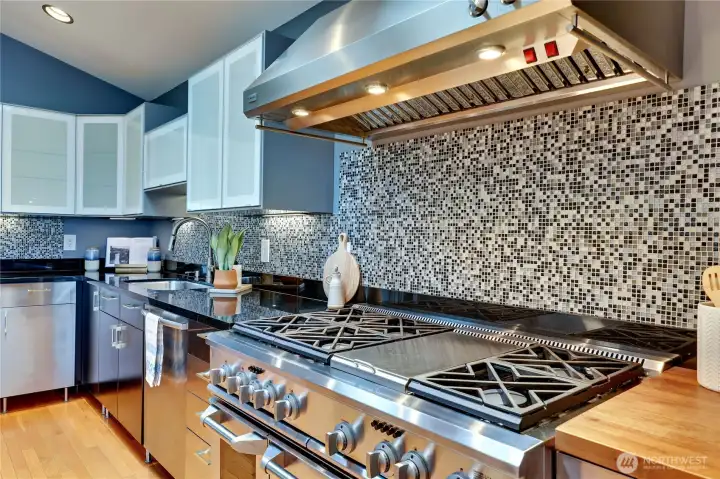 The Chef will appreciate the space to create