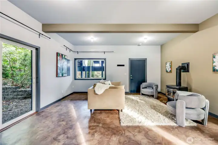 Additional space off the Garage, Office or perhaps Guest Accommodations.