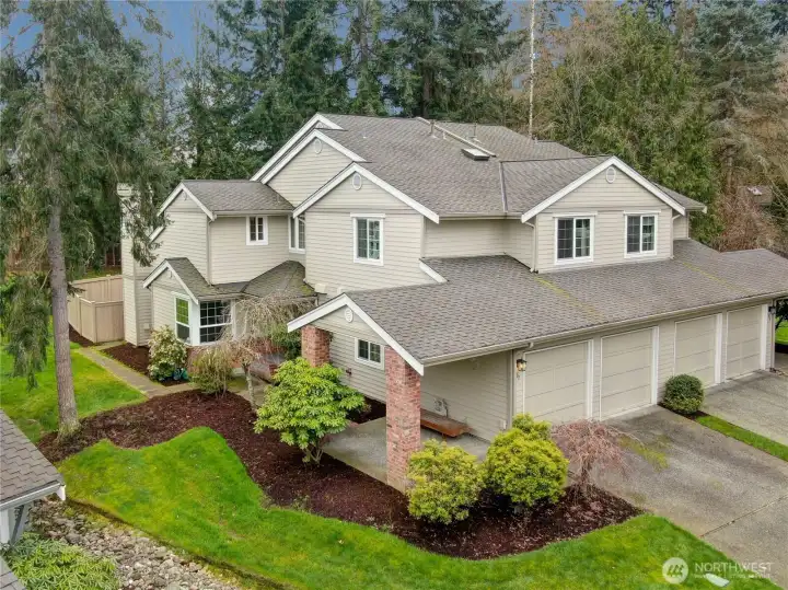 Here's a bird's-eye view of your new home!! Positioned at the end of the cul-de-sac, it gives you privacy and very little drive-through traffic.  There is only one shared neighboring walll, and that has been soundproofed to keep your home quiet and serene.