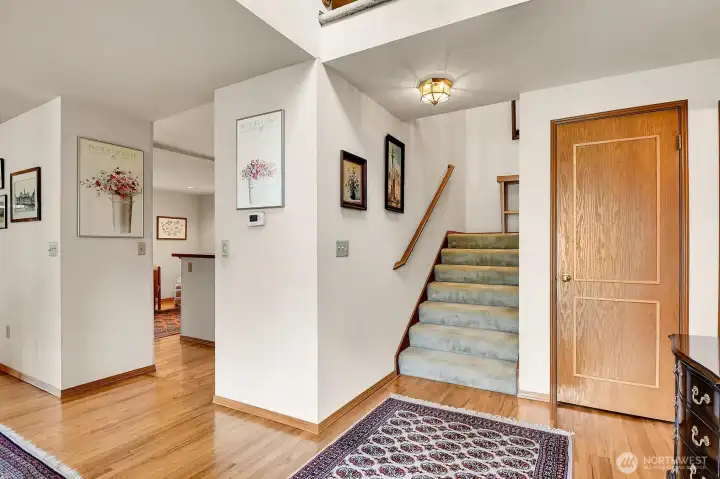 Open entry hall provides a cheerful and inviting greeting to your guests and visitors.