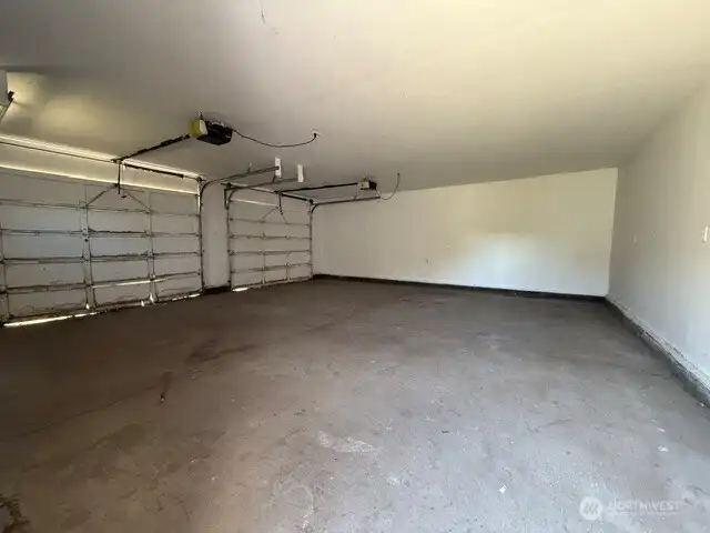 Garage/Shop