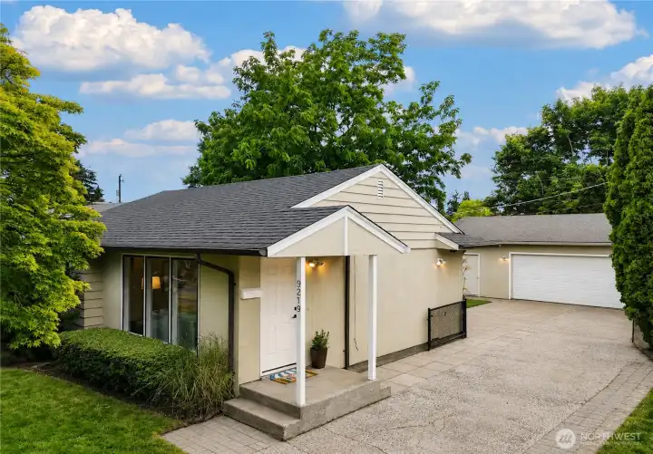 Charming West Seattle Home with Detached Garage