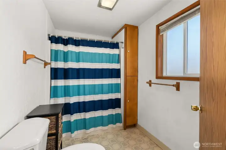 Shower in ensuite
