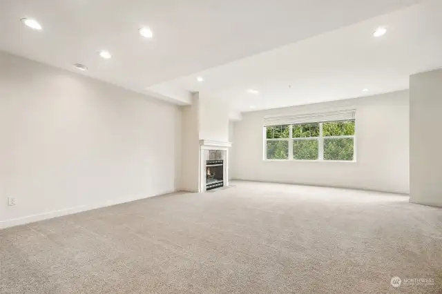 Formal Living Room & Open Floor Plan