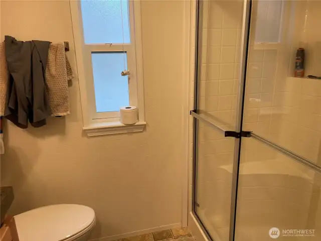 Bathroom w/ large shower