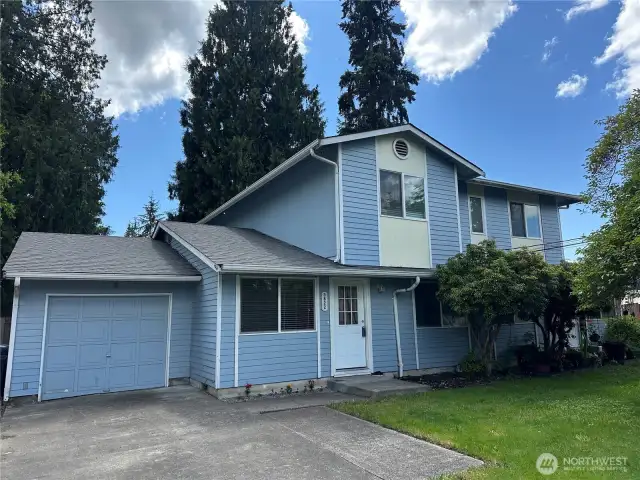 3 bedroom 1.75 each side