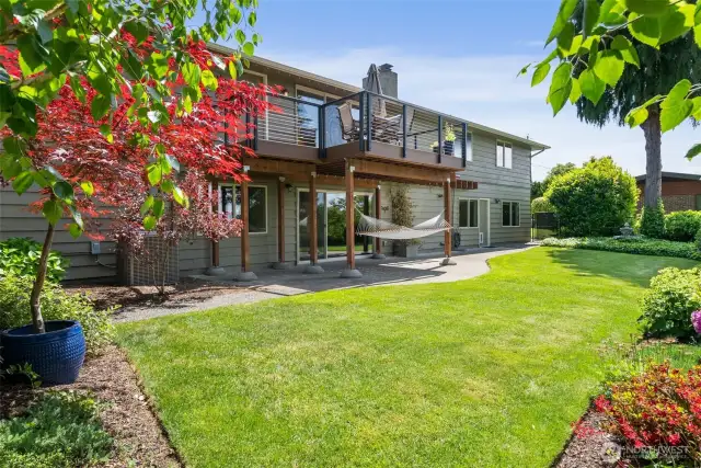 The quality of craftsmanship and impeccable maintenance of this homes does not go unseen.