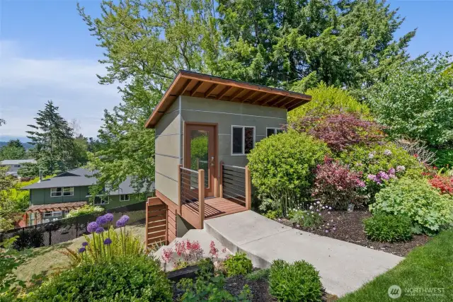 Not your average garden shed. Right on par with you "not so average" house.