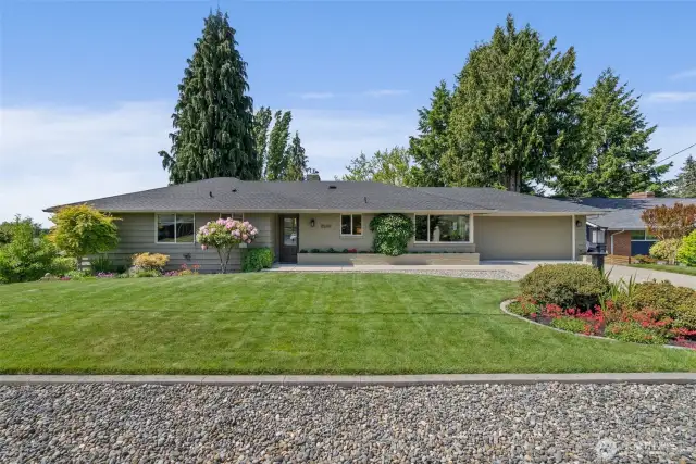 Exceptionally maintained home, inside and out.