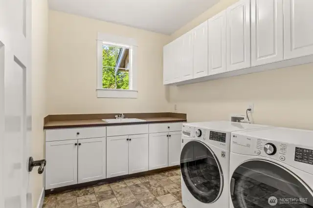 Spacious laundry room