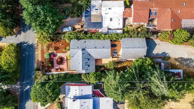 Property lines are a rough estimate, and not survey accurate, buyer to verify to satisfaction.
