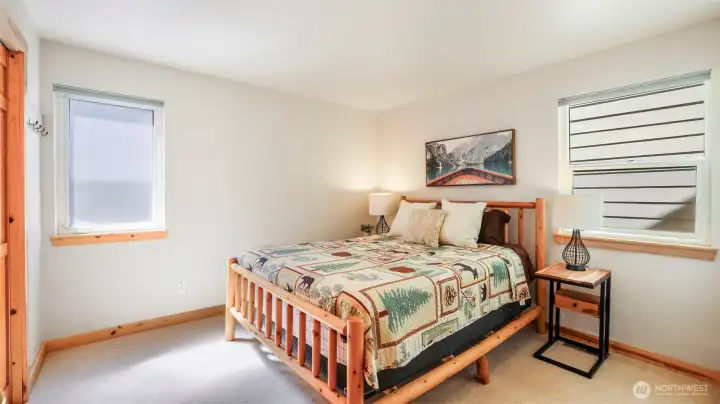 Main floor primary bedroom