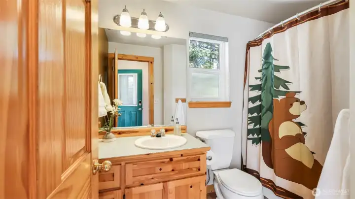 Adjacent primary full bath.