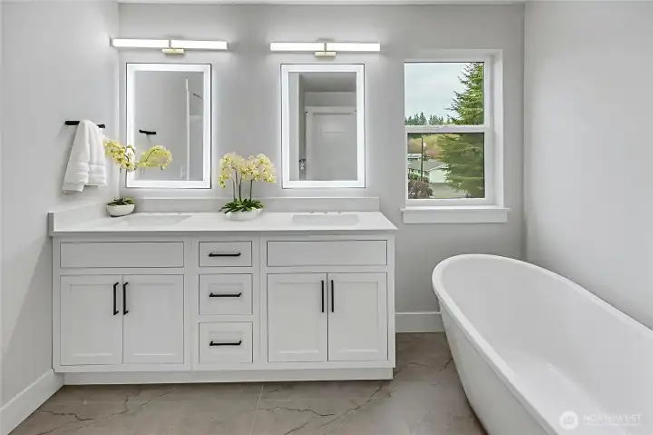 5 piece primary bath with large soaking tub. Virtually staged; photo from lot 2B.