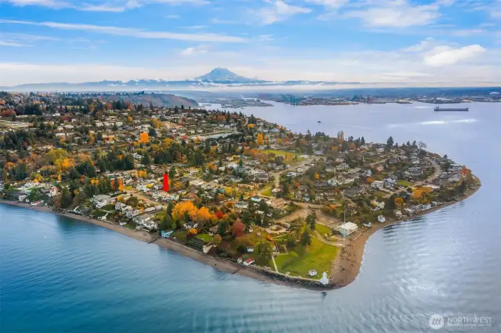 Prime location in Lower Browns Point, close to the beach & parks.