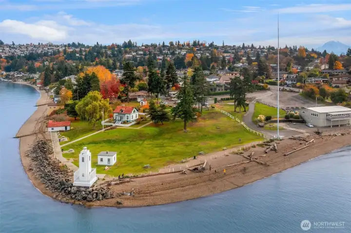 Browns Point Lighthouse Park