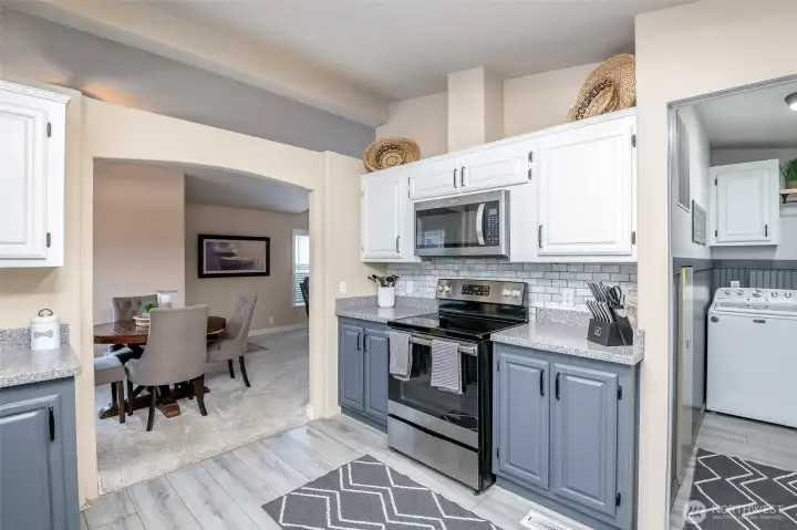 Serve meals oven to table!