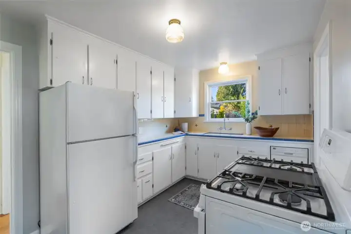 Cheerful kitchen with original charm