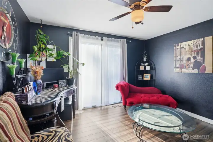 Formal dining room