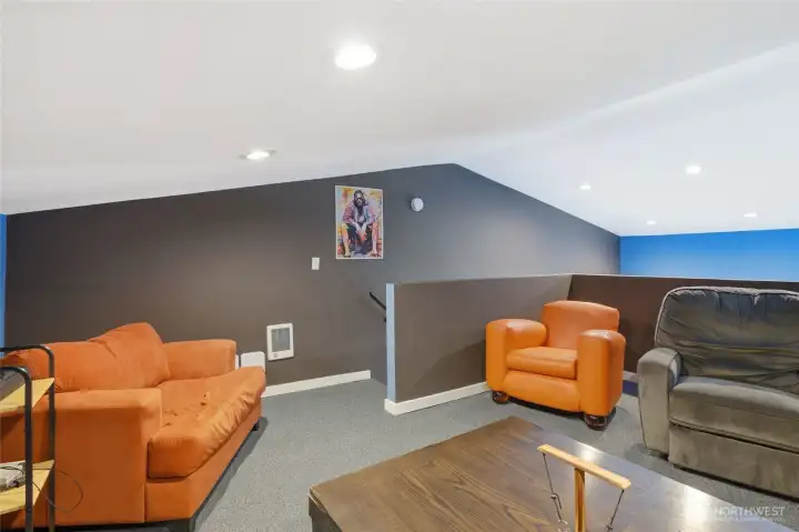 Bonus room upper level