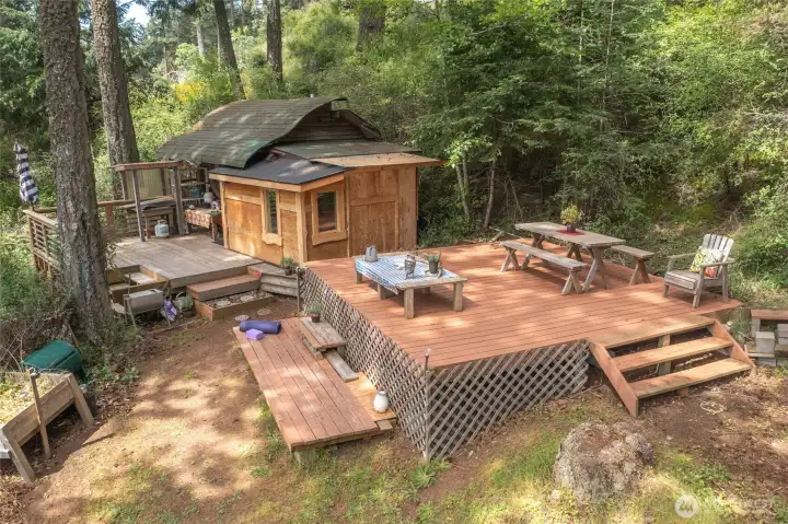 Cottage and platform