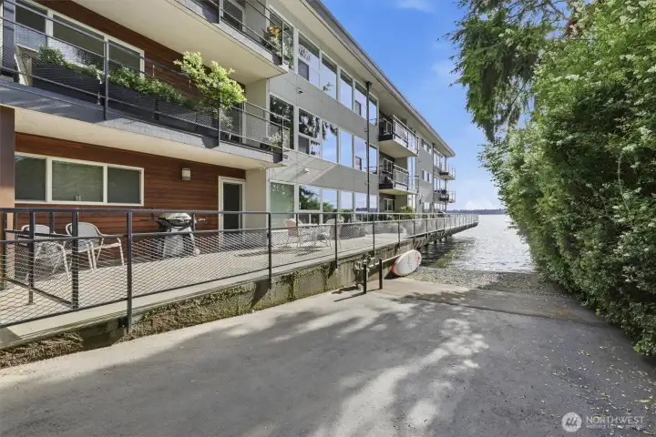 North resident lake access