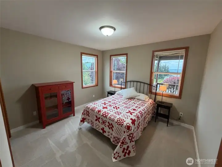 Back Bedroom Back Bedroom
